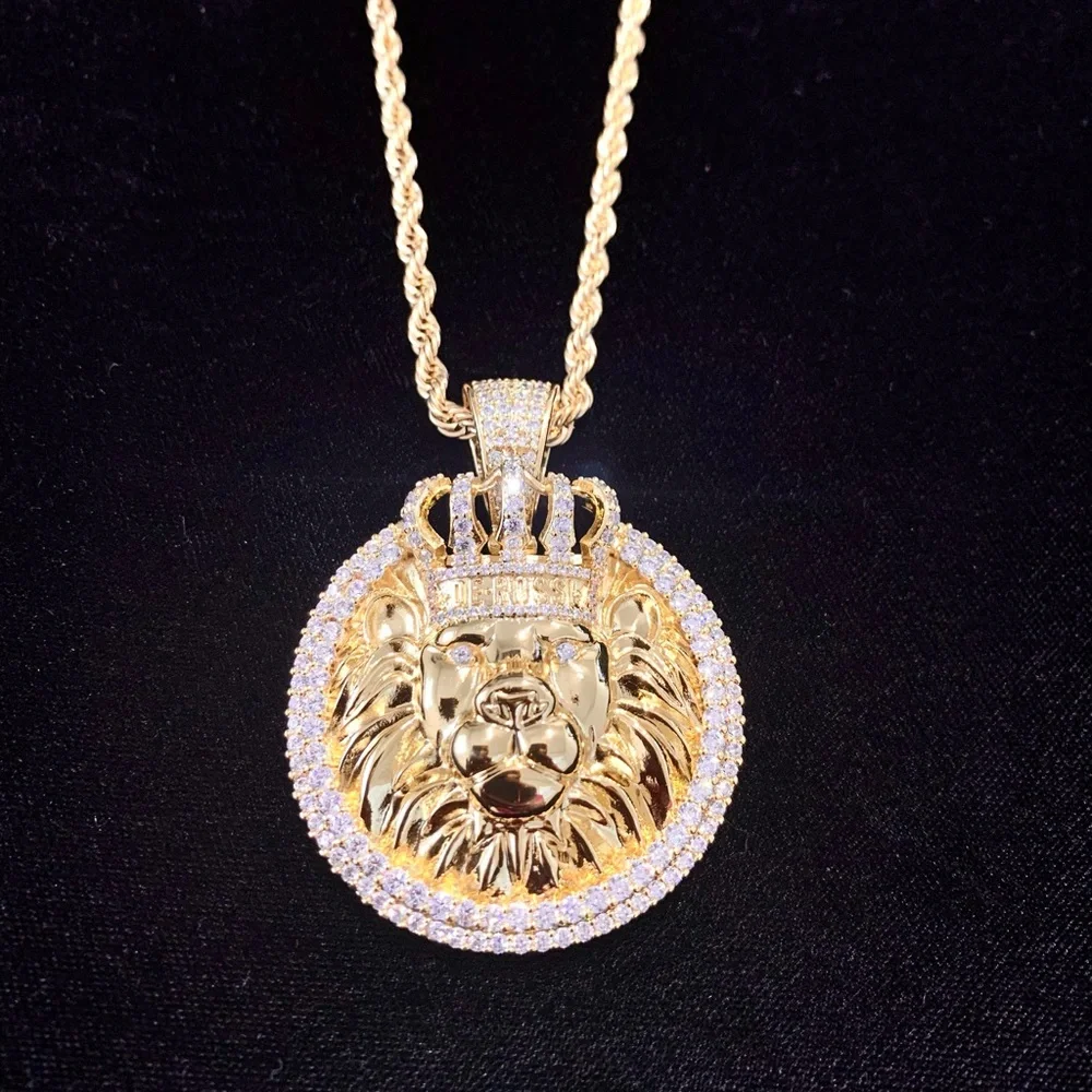 LION KING LAB DIAMONDS 18K GOLD NEW CHAIN NECKLACE CHARM MADE IN ITALY!